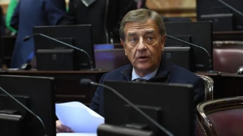 Milei enfrenta un nuevo revés en el Congreso según el senador Rodolfo Suarez